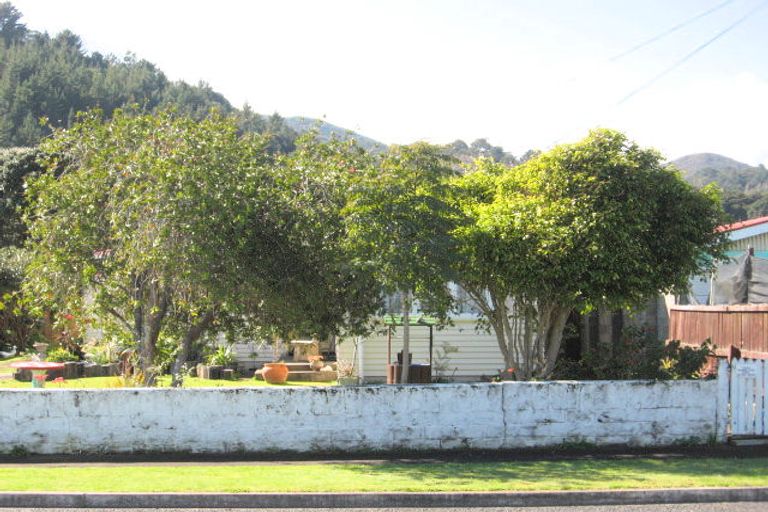 Photo of property in 202 Moanataiari Street, Thames, 3500