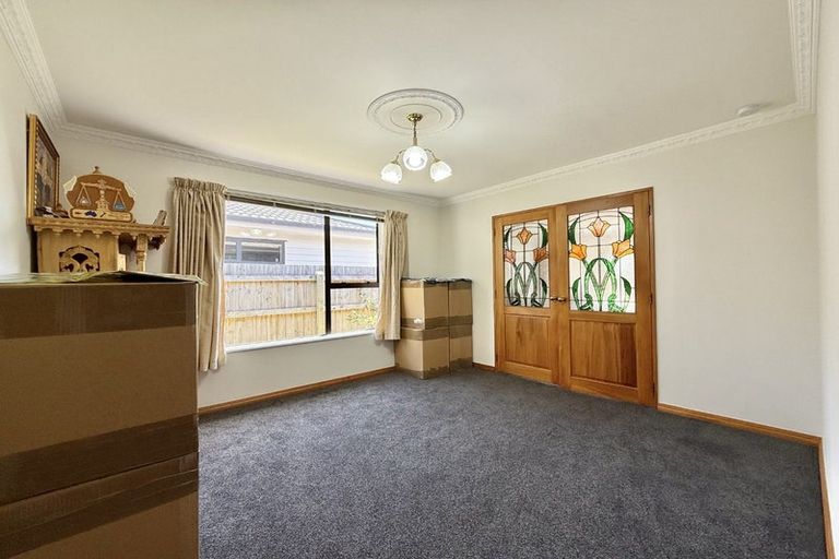 Photo of property in 2/954 High Street, Avalon, Lower Hutt, 5011