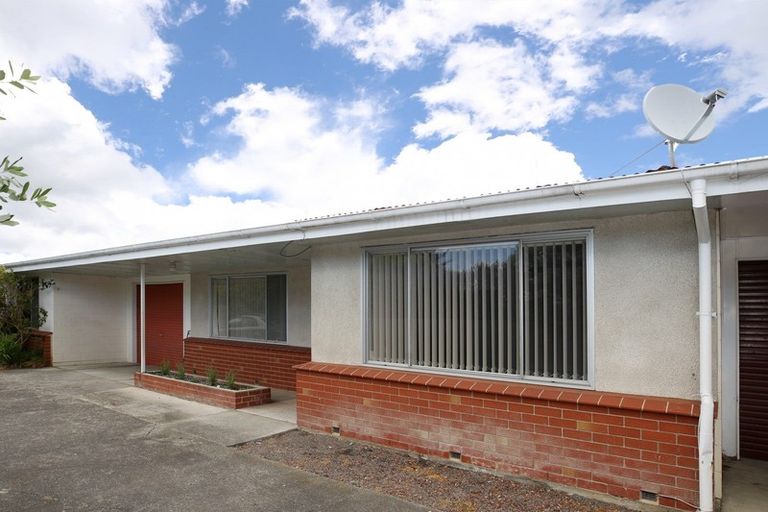 Photo of property in 4/2 King Street, Taradale, Napier, 4112