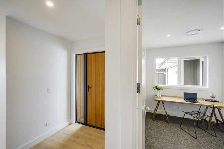 Photo of property in 12 Rich Rise, Havelock North, 4130