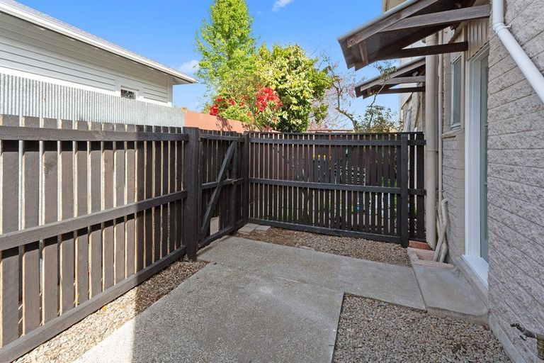 Photo of property in 2/183 Hastings Street East, Waltham, Christchurch, 8023