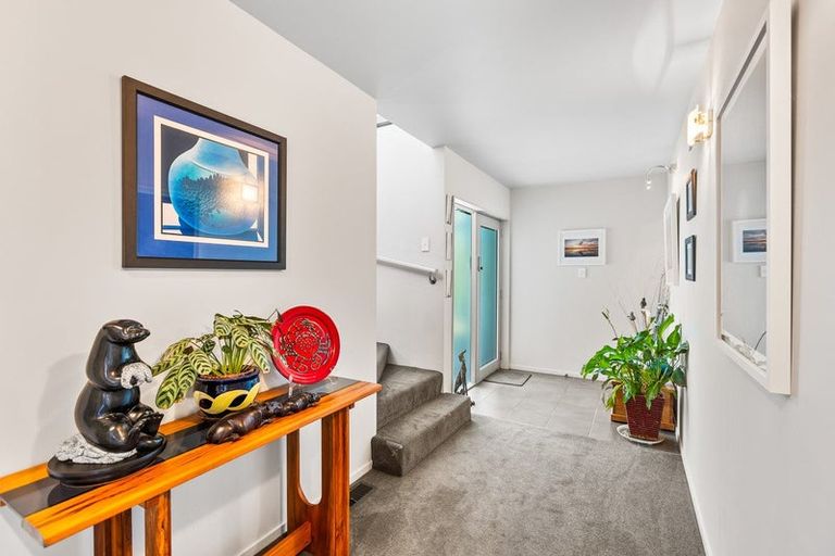 Photo of property in 84b Carrington Street, Lower Vogeltown, New Plymouth, 4310