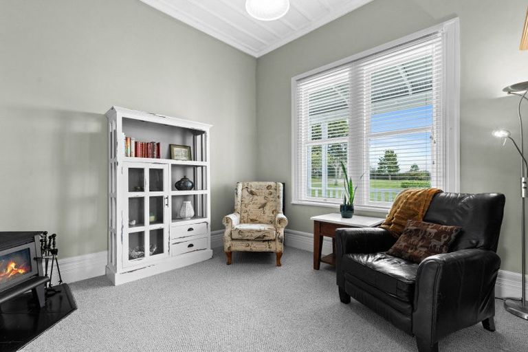 Photo of property in 63 Riversdale Road, Waihakeke, Carterton, 5792