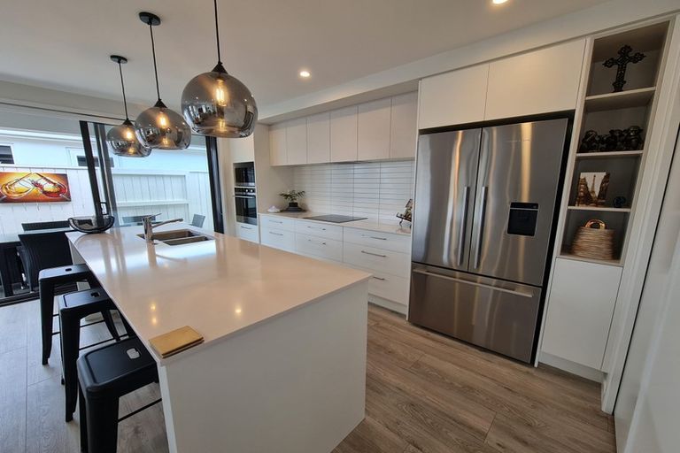 Photo of property in 43a Saint Pauls Drive, Brookfield, Tauranga, 3110