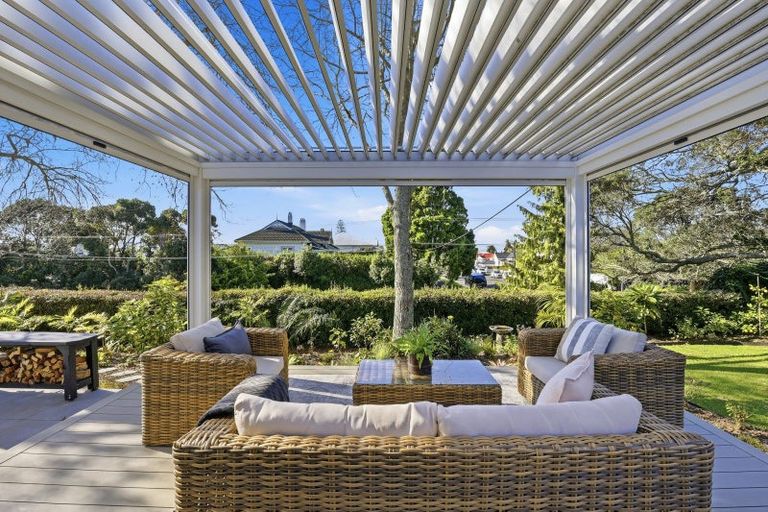 Photo of property in 1a Mozeley Avenue, Devonport, Auckland, 0624