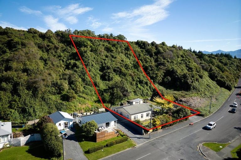 Photo of property in 40 Torquay Street, Kaikoura, 7300