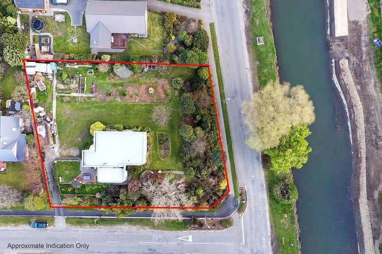 Photo of property in 43 Aynsley Terrace, Hillsborough, Christchurch, 8022