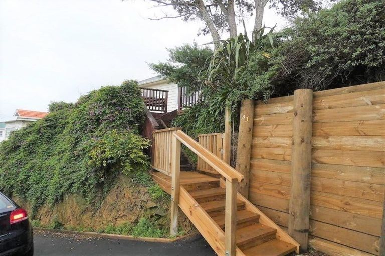 Photo of property in 43 Homebush Road, Khandallah, Wellington, 6035