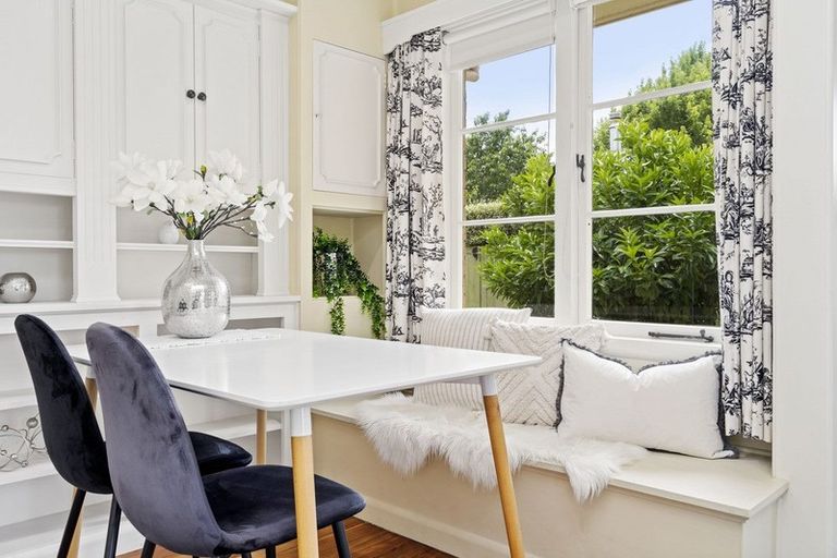 Photo of property in 141 Victoria Street, Cambridge, 3434