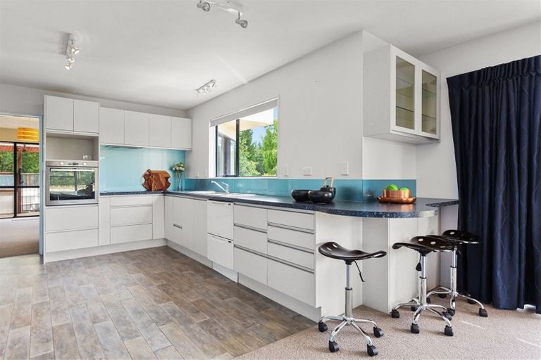 Photo of property in 2 Campbell Lane, Oxford, 7430