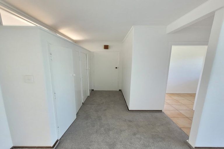 Photo of property in 3 Moera Place, Stanmore Bay, Whangaparaoa, 0932