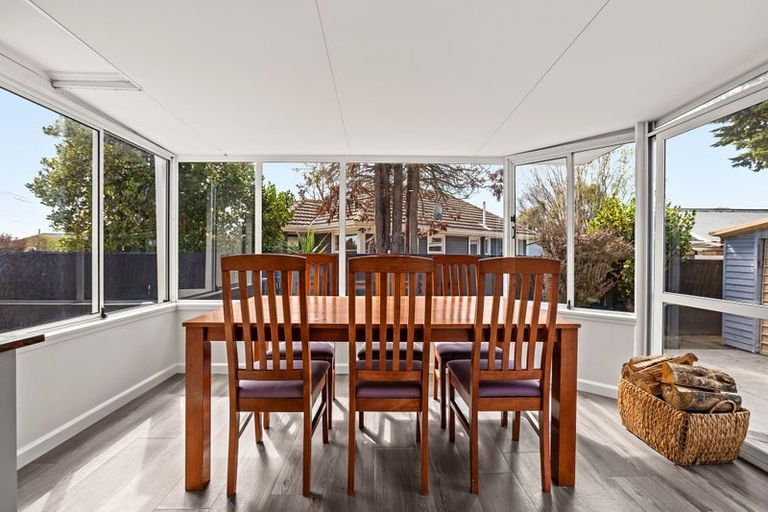 Photo of property in 40 Pembroke Street, Avondale, Christchurch, 8061
