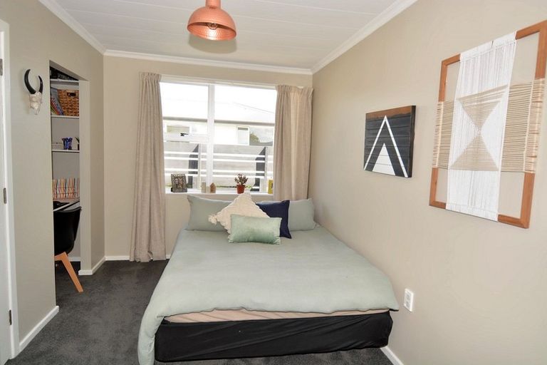 Photo of property in 72a Edinburgh Crescent, Waikiwi, Invercargill, 9810