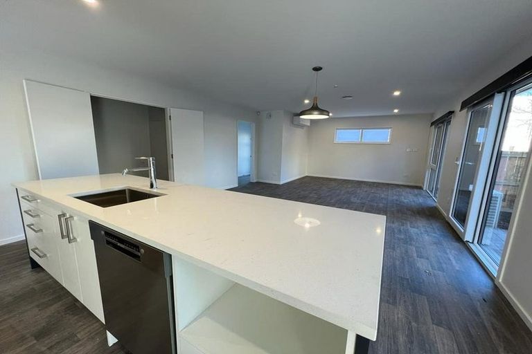 Photo of property in 46a Peverel Street, Riccarton, Christchurch, 8041