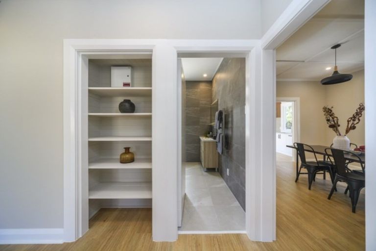 Photo of property in 17 Stewart Crescent, Hokowhitu, Palmerston North, 4410