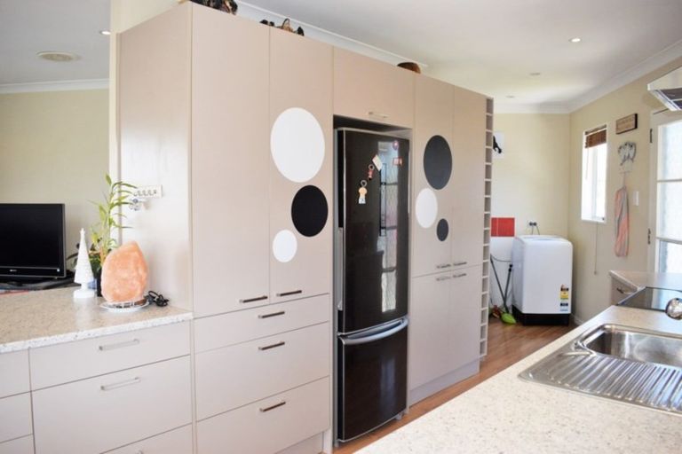 Photo of property in 26 Waerenga Road, Otaki, 5512