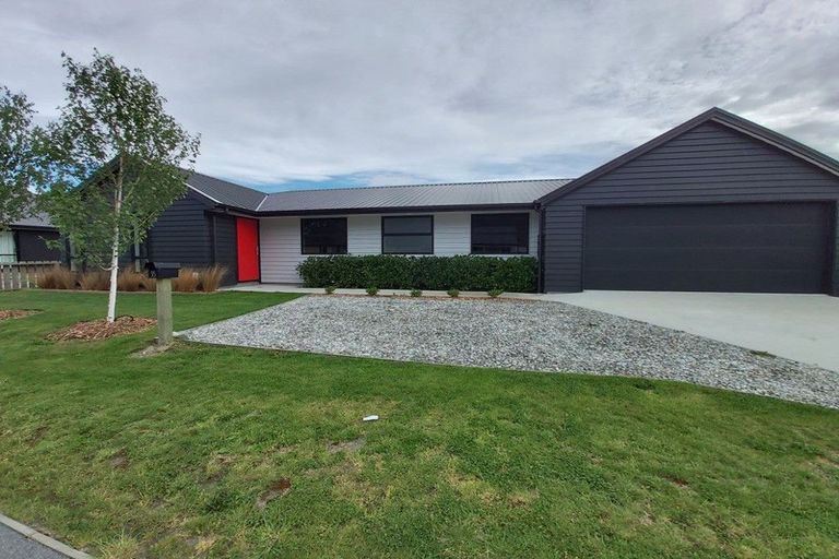 Photo of property in 35 Cheltenham Road, Lower Shotover, Queenstown, 9304