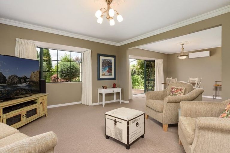 Photo of property in 1 Saunders Place, Te Puke, 3119
