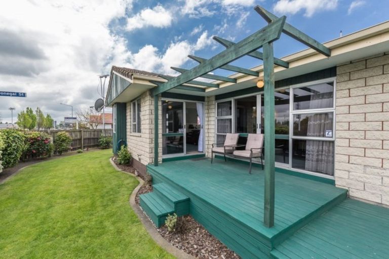 Photo of property in 2 Donegal Street, Belfast, Christchurch, 8051