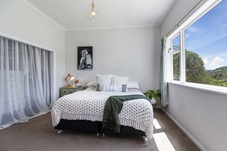 Photo of property in 13 Nevay Road, Miramar, Wellington, 6022