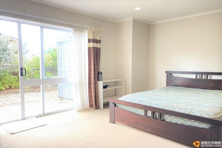 Photo of property in 2 Covina Place, Somerville, Auckland, 2014