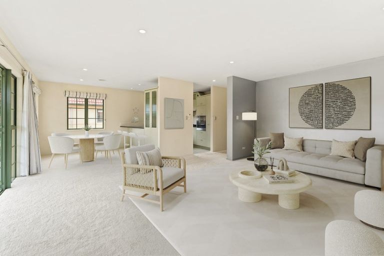 Photo of property in 24 Parkwood Crescent, Gulf Harbour, Whangaparaoa, 0930