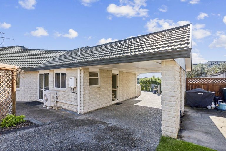 Photo of property in 111 Milne Drive, Paraparaumu, 5032