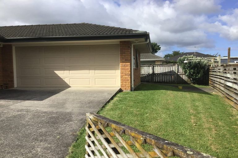 Photo of property in 13a Owens Road, Waiuku, 2123