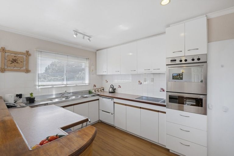 Photo of property in 227 Point View Drive, Dannemora, Auckland, 2016