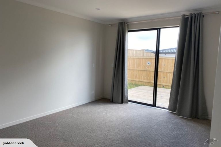 Photo of property in 12 Te Aramanu Crescent, Papakura, 2110