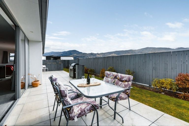 Photo of property in 28 Hosking Drive, Cromwell, 9310