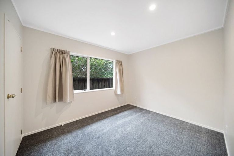 Photo of property in 100 Crawford Avenue, Mangere Bridge, Auckland, 2022