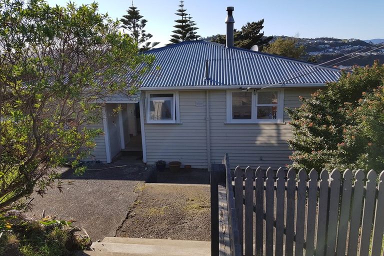 Photo of property in 37 Prospect Terrace, Johnsonville, Wellington, 6037
