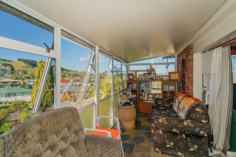 Photo of property in 12 Claremont Avenue, Paeroa, 3600