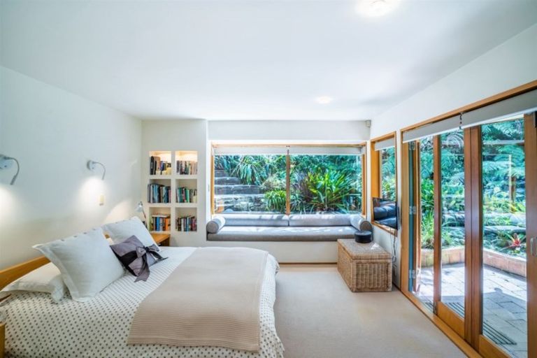Photo of property in 50 Braemar Road, Castor Bay, Auckland, 0620
