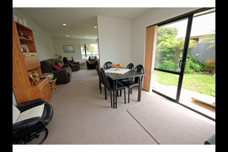 Photo of property in 2/231 Bower Avenue, North New Brighton, Christchurch, 8083