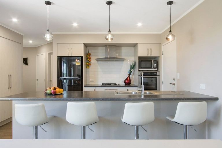 Photo of property in 3 Lakeside Terrace, Omokoroa, 3114