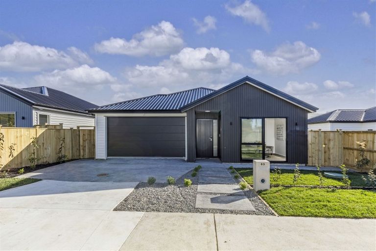 Photo of property in 63 Nobilo Road, Kumeu, 0810