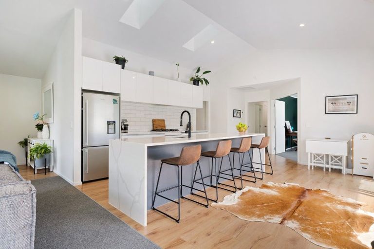 Photo of property in 86 Mountain View Road, Dalefield, Queenstown, 9371