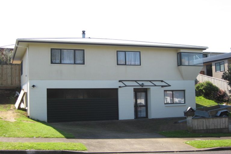 Photo of property in 16 Cannon Street, Westown, New Plymouth, 4310