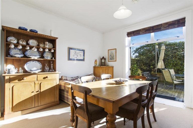 Photo of property in 17 Parsonage Road, Waimate, 7924