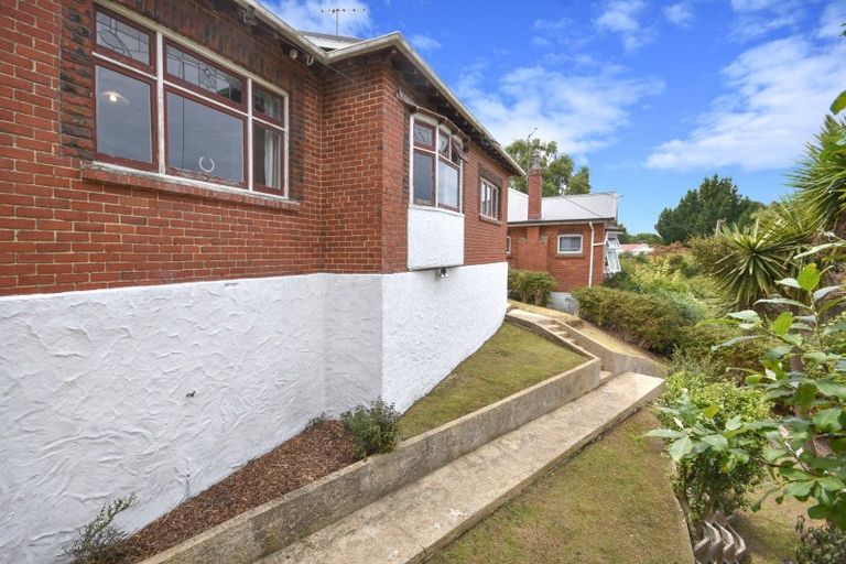 Photo of property in 60 Lonsdale Street, Belleknowes, Dunedin, 9011