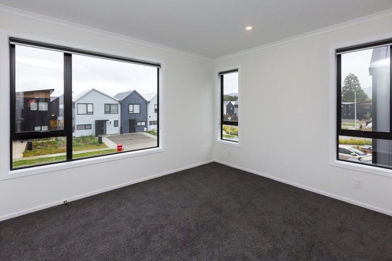Photo of property in 9 Betty Boyes Street, Wallaceville, Upper Hutt, 5018