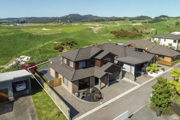 Photo of property in 27 Devoy Drive, Owhata, Rotorua, 3010