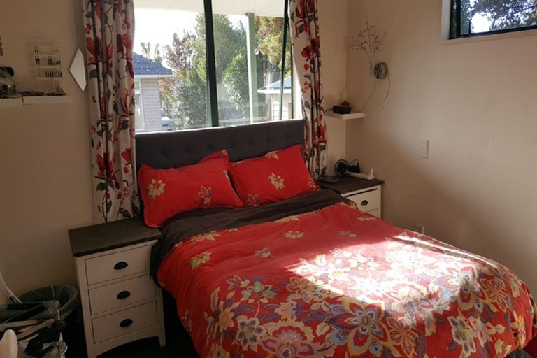 Photo of property in 52 Damien Place, Bromley, Christchurch, 8062