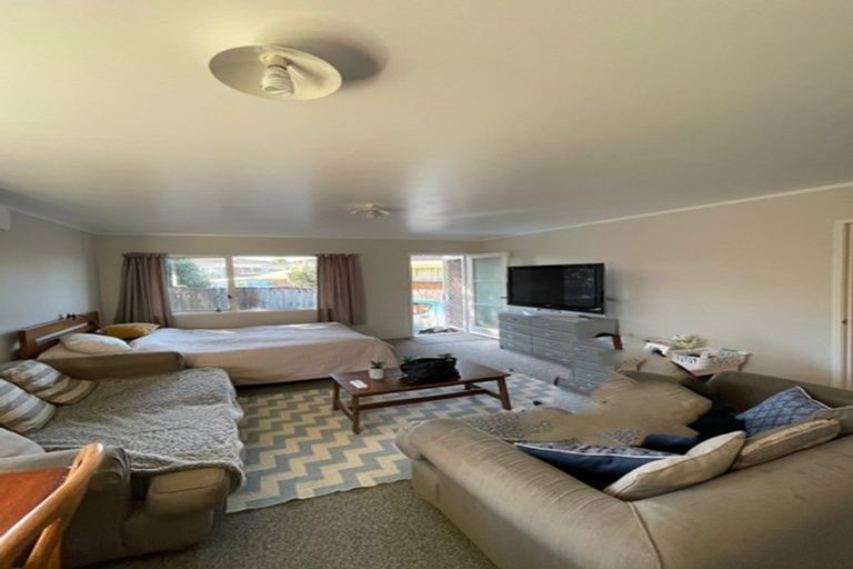 Photo of property in 3 Fortunes Road, Half Moon Bay, Auckland, 2012