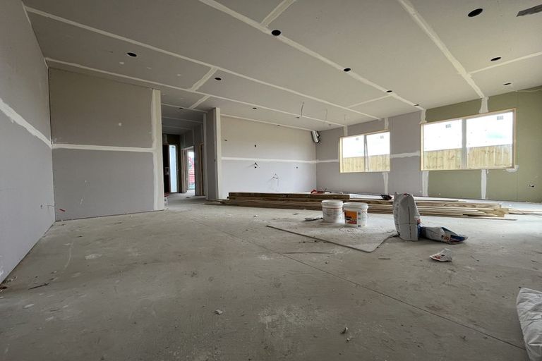 Photo of property in 20 Babina Avenue, Kumeu, 0810