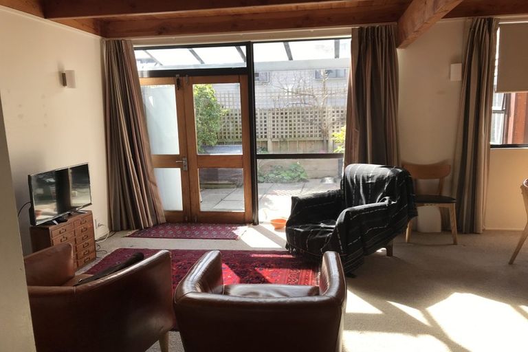 Photo of property in 1/80 Hobson Street, Thorndon, Wellington, 6011