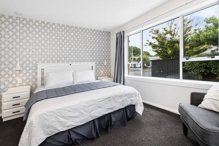 Photo of property in 3 Willowbrook Place, Fendalton, Christchurch, 8052