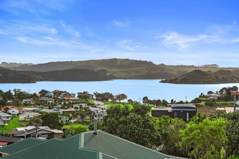 Photo of property in 13 Long Street, Raglan, 3225